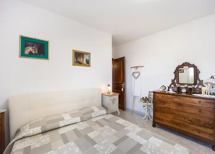 La Colombiera بيت للعطل